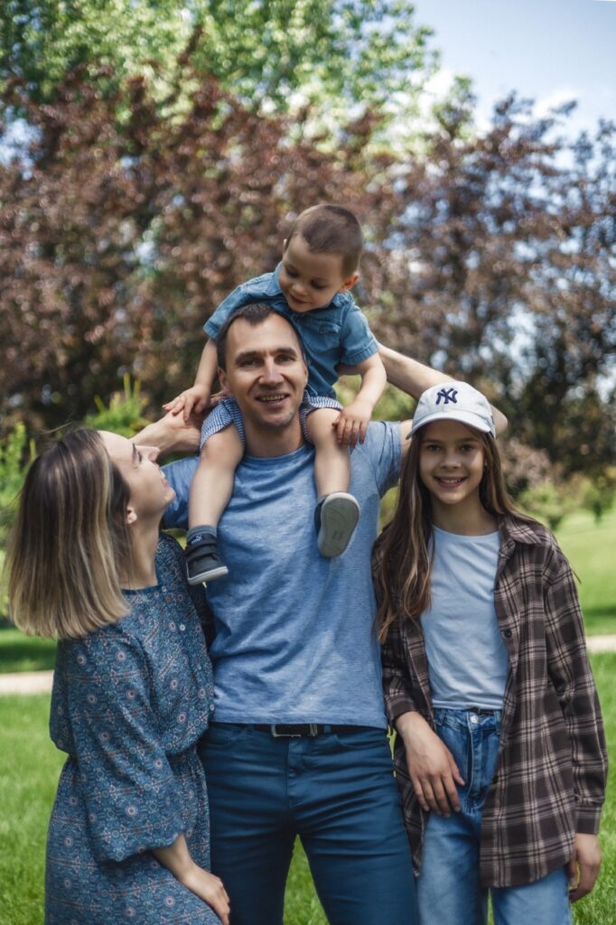A snapshot from a family photoshoot, crafted by Sprobuj Digital Agency for Kate Semeniuk, enhancing her brand's personal touch and fostering deeper connections with her audience.