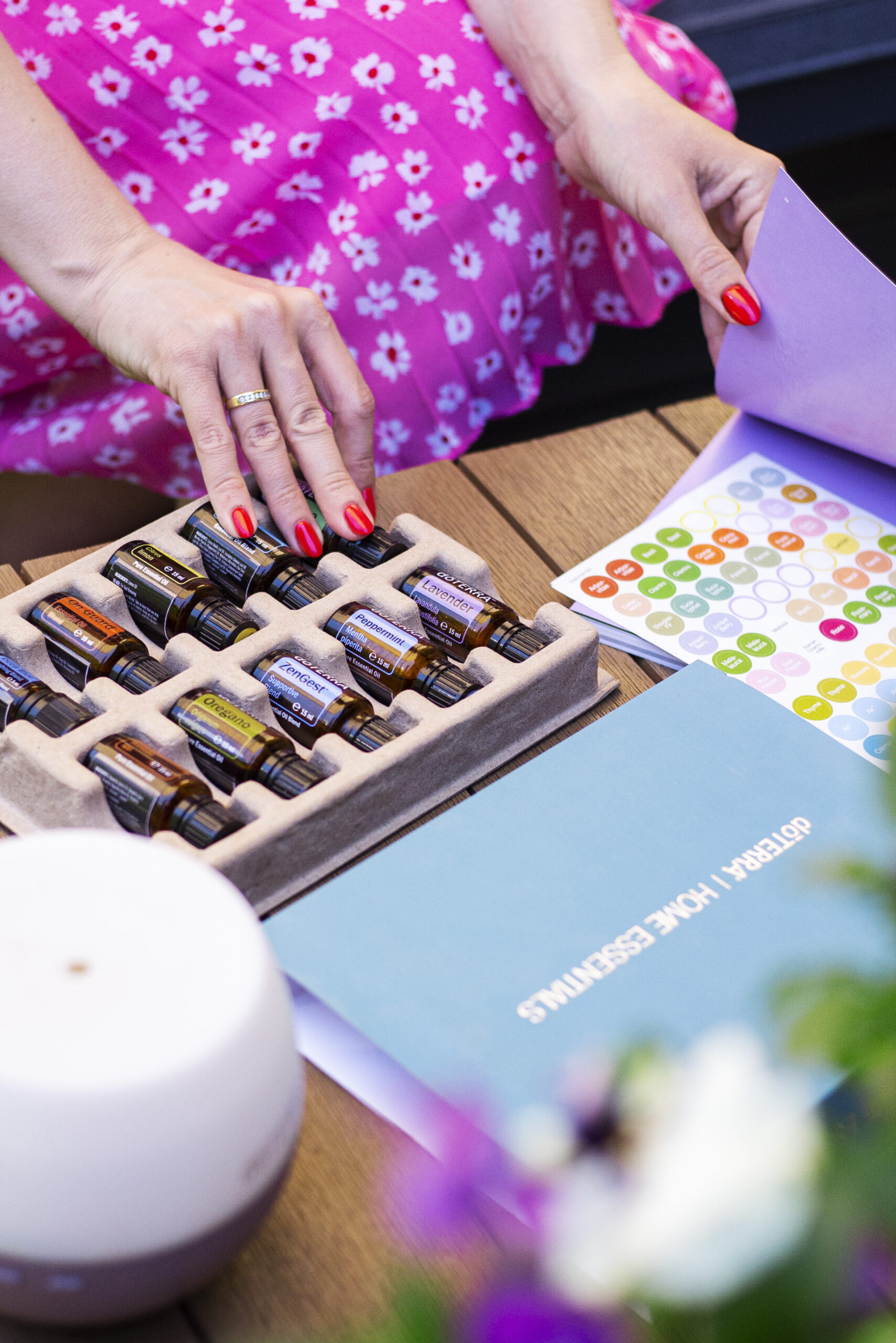 A captured moment from a photoshoot for Sonia Kozub-Skalska by Sprobuj Digital Agency, aimed at captivating her audience, building trust, and showcasing her inspiring journey of success with dōTERRA.