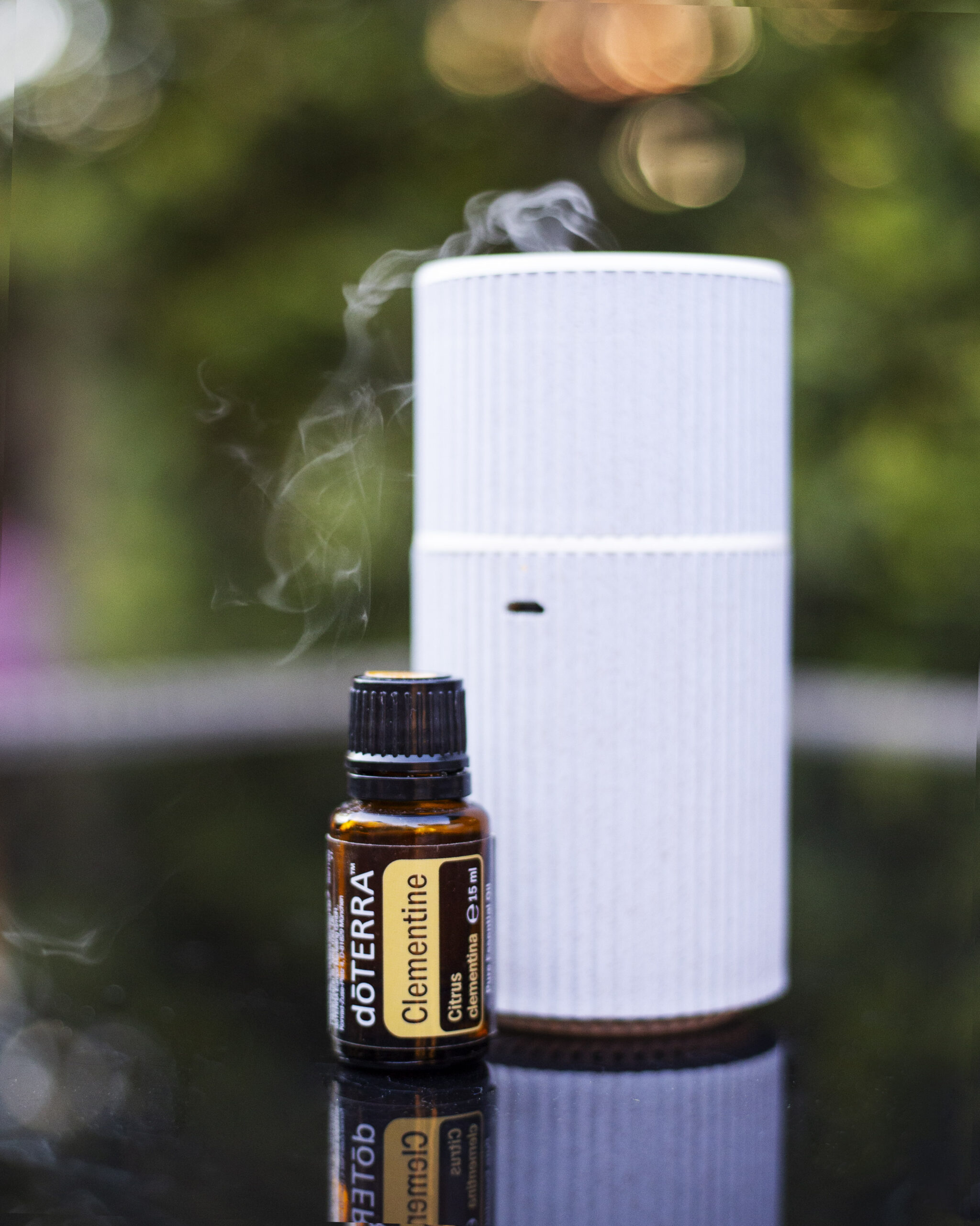 A captured moment from a photoshoot for Sonia Kozub-Skalska by Sprobuj Digital Agency, aimed at captivating her audience, building trust, and showcasing her inspiring journey of success with dōTERRA.