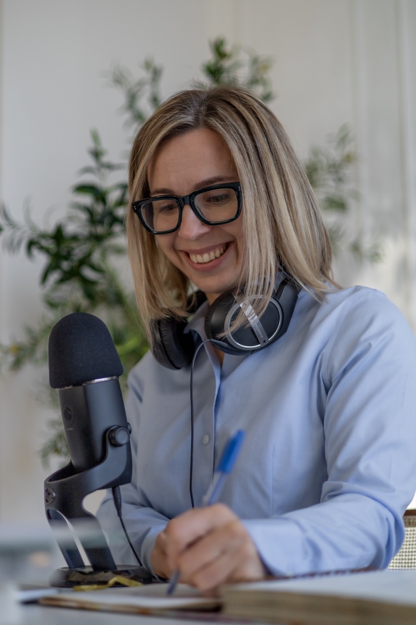 A captured moment from a photoshoot conducted by Sprobuj Digital Agency for Kate Semeniuk, showcasing her unique personality and style while embodying her brand's essence.